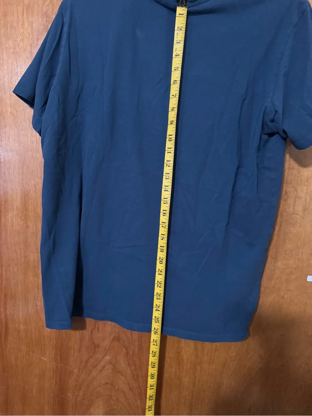 Men's X-Large North Face T-Shirt Blue 4 small holes